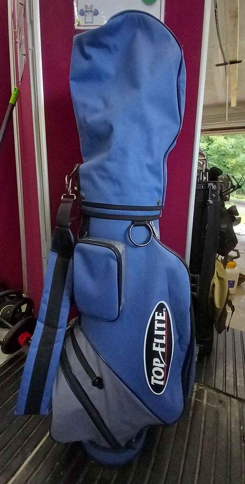 McGregor & Top Flight sets of golf clubs and bags