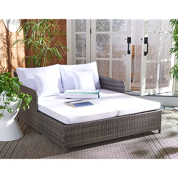 Safavieh Outdoor Collection Cadeo Brown Cushion Daybed PAT7500C, Grey/White