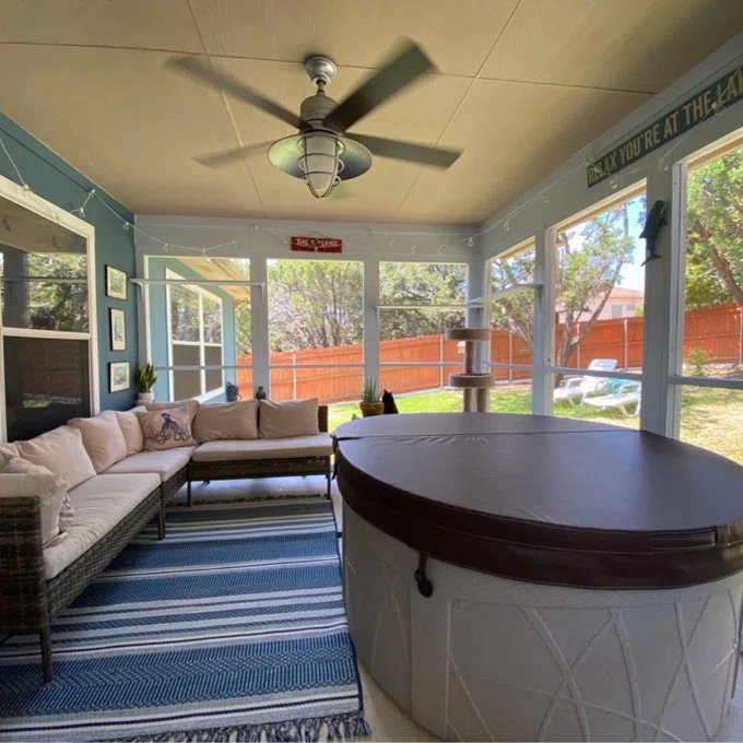 Lifesmart Spas 4 - Person 13 - Jet Oval Plug And Play Hot Tub.