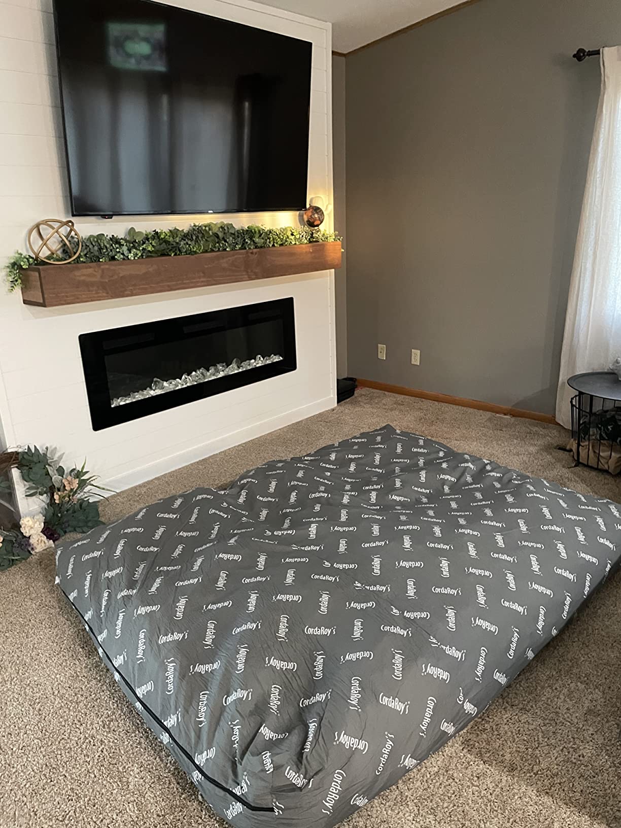 【Furniture】Faux Fur Bean Bag Chair, Convertible Chair Folds from Bean Bag to Bed, As Seen on Shark Tank