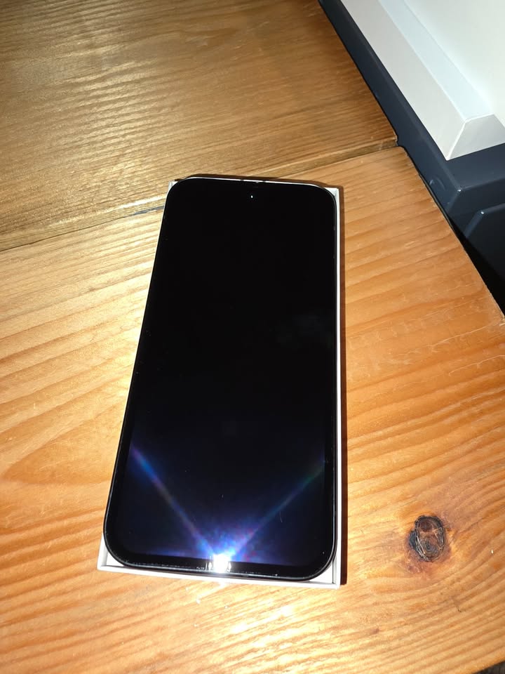 Google Pixel 9a – Unlocked Android Smartphone with AI Camera, All-day Battery and Powerful Security – Iris, 128GB